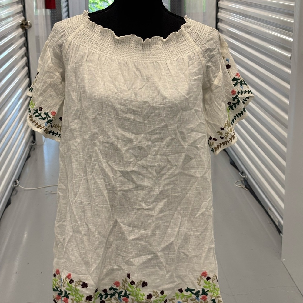 Chelsea & Violet Embroidered Off-Shoulder White Dress - Picture 8 of 15